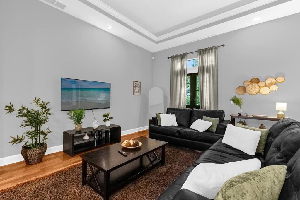 Charming 4Br Family Townhouse Inside Disney Resort Area オーランド エクステリア 写真