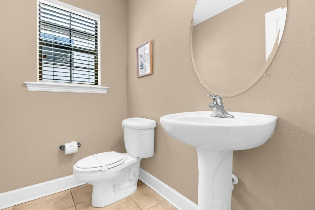 Charming 4Br Family Townhouse Inside Disney Resort Area オーランド エクステリア 写真