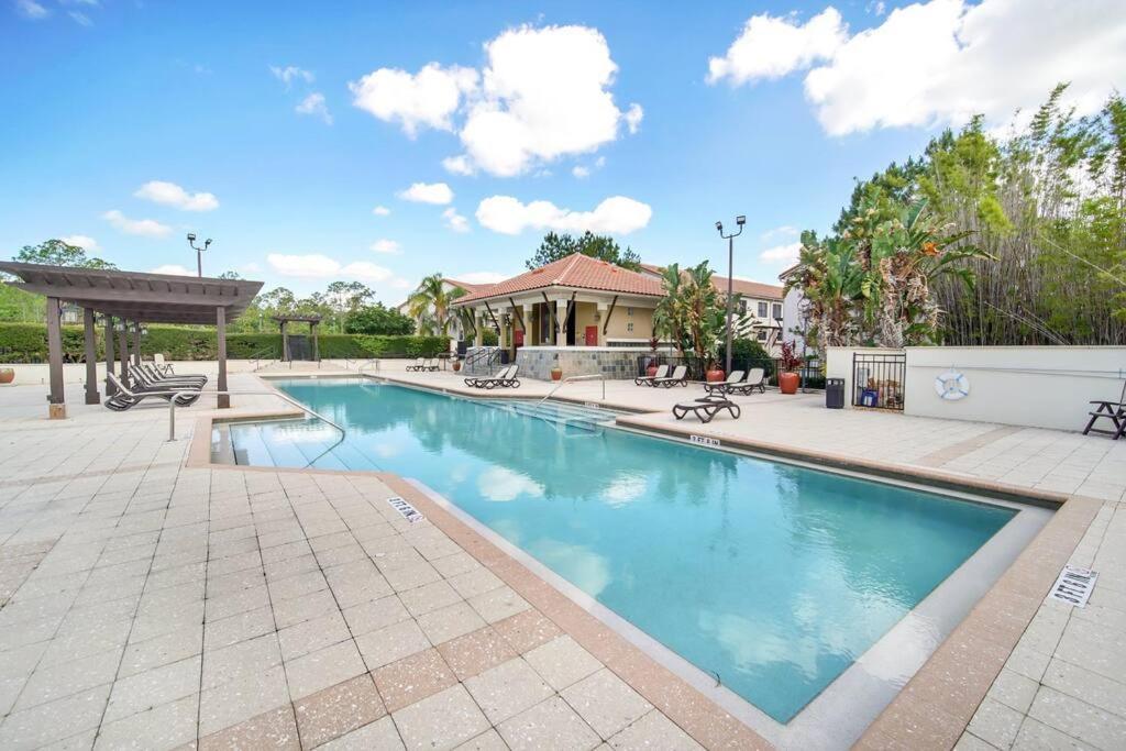 Charming 4Br Family Townhouse Inside Disney Resort Area オーランド エクステリア 写真