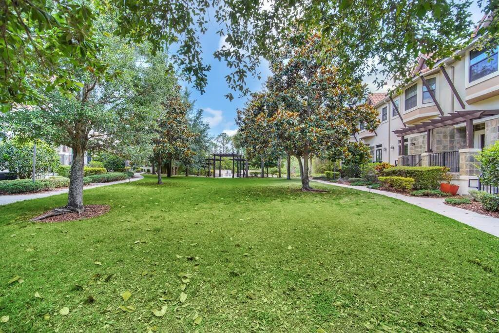 Charming 4Br Family Townhouse Inside Disney Resort Area オーランド エクステリア 写真